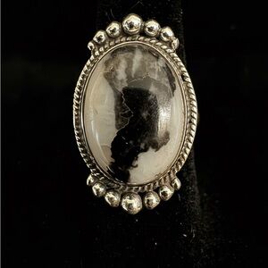 Elegant sterling Silver and white buffalo turquoise Stone Ring